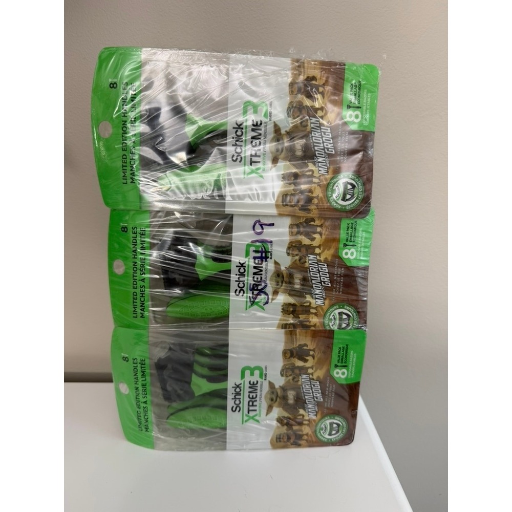 Schick Xtreme 3 Razors Men 24ct Green Star Wars Mandalorian Grogu NEW